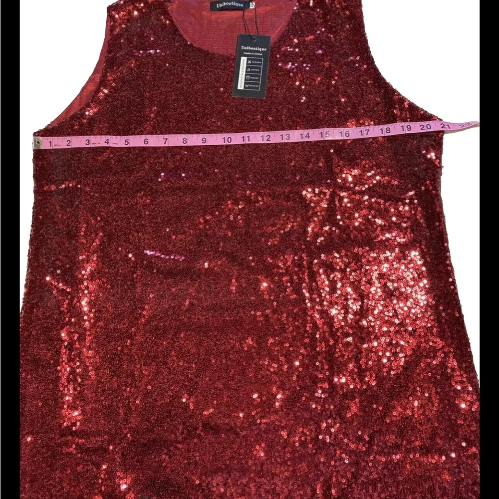 Uniboutique Women's XL Extra Large Red Sparkling Top Sleeveless Holiday New Year - Picture 7 of 7